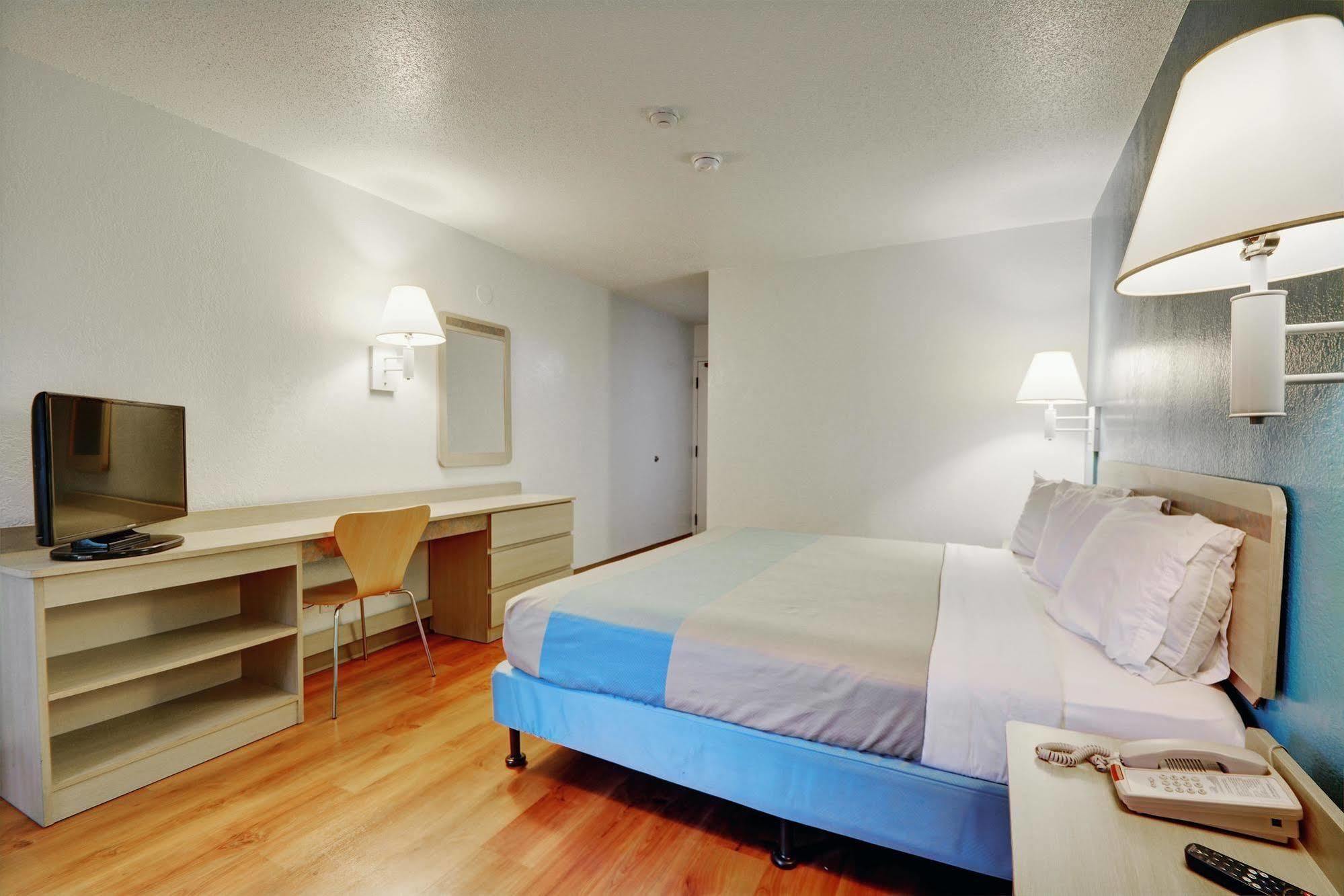 Motel 6-Newport, Ri Экстерьер фото